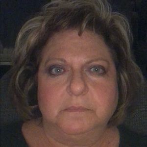 Meet your Posher, Lou anne